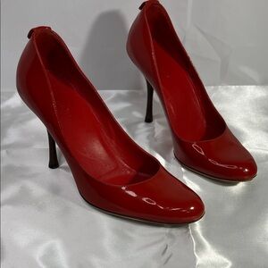 Gucci Red Patent Leather Heels